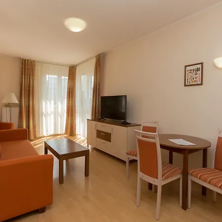 Premium 4*