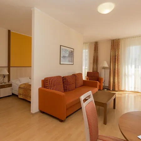 Premium מלון דירות