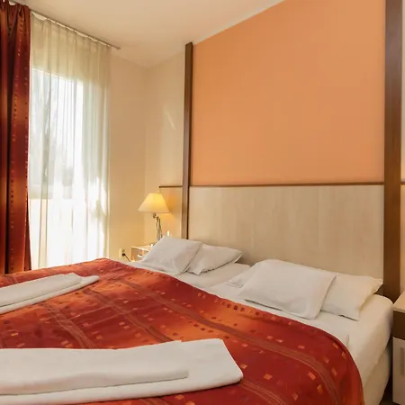 Premium בודפשט