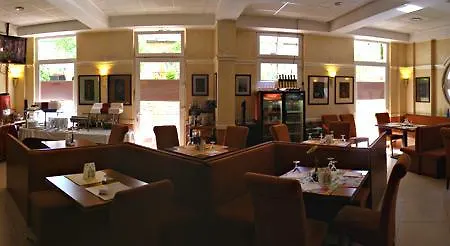 Premium 4* Budapest
