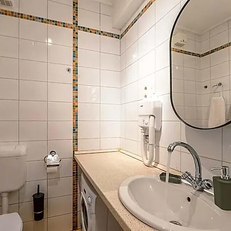 Premium Aparthotel 4*