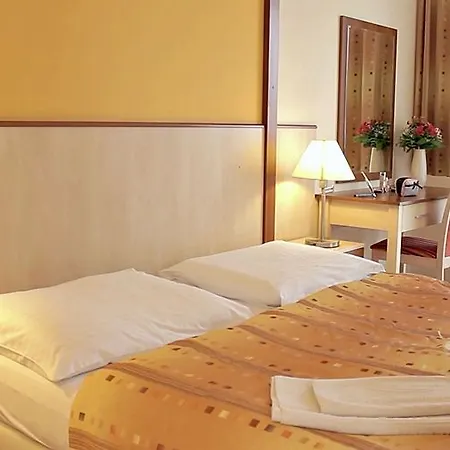 Premium Apartahotel 4*